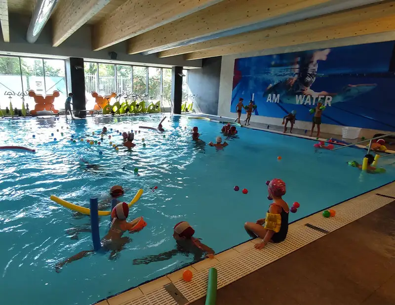 Piscina interna Getfit village